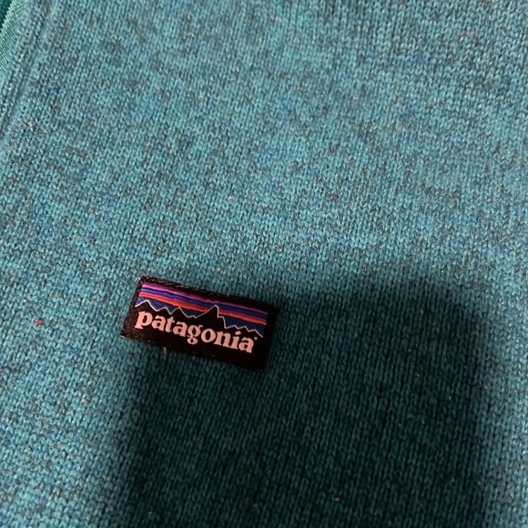 Patagonia small women’s sweater jacket - Picture 2 of 3